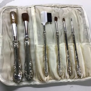 Antique style makeup brushes set never used
